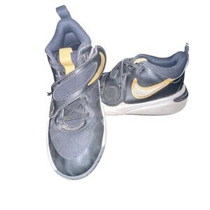 Nike Kids Black and Yellow Sneakers